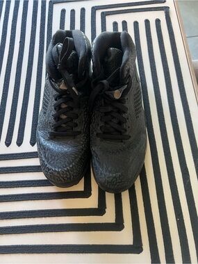 Jordan Men's Black Athletic Shoes